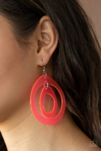 Featuring asymmetrical shapes, neon pink acrylic hoops link into a dizzying lure for an out-of-this-world experience. Earring attaches to a standard fishhook fitting.

Sold as one pair of earrings.
