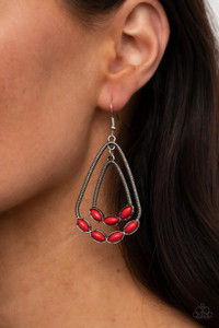 The bottoms of textured silver teardrop frames are embellished in Illuminating beads, creating vivaciously layered frames. Earring attaches to a standard fishhook fitting.
Sold as one pair of earrings. The bottoms of textured silver teardrop frames are embellished in Illuminating beads, creating vivaciously layered frames. Earring attaches to a standard fishhook fitting.
Sold as one pair of earrings.