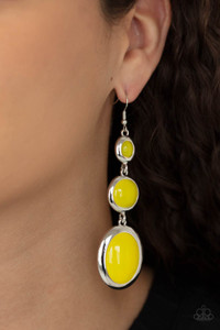 Mismatched glassy yellow beads are encased in sleek silver frames that whimsically link into a colorfully retro lure. Earring attaches to a standard fishhook fitting.
Sold as one pair of earrings. Mismatched glassy yellow beads are encased in sleek silver frames that whimsically link into a colorfully retro lure. Earring attaches to a standard fishhook fitting.
Sold as one pair of earrings.