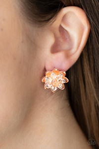 Layers of rose gold petals brushed in varying finishes burst forth in brilliant blooms creating an eye-catching three-dimensional shimmer. Earring attaches to a standard post fitting.
Sold as one pair of post earrings. Layers of rose gold petals brushed in varying finishes burst forth in brilliant blooms creating an eye-catching three-dimensional shimmer. Earring attaches to a standard post fitting.
Sold as one pair of post earrings.