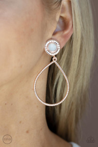 A milky white bead is pressed into the center of a textured rose gold fitting that attaches to an oversized textured rose gold teardrop, creating an ethereal lure. Earring attaches to a standard clip-on earring.
Sold as one pair of clip-on earrings. A milky white bead is pressed into the center of a textured rose gold fitting that attaches to an oversized textured rose gold teardrop, creating an ethereal lure. Earring attaches to a standard clip-on earring.
Sold as one pair of clip-on earrings.