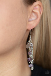A hammered silver disc, silver chain tassel, and strand of raw cut amethyst rock beads delicately stream from the ear, creating an earthy fringe. Earring attaches to a standard fishhook fitting.
Sold as one pair of earrings. A hammered silver disc, silver chain tassel, and strand of raw cut amethyst rock beads delicately stream from the ear, creating an earthy fringe. Earring attaches to a standard fishhook fitting.
Sold as one pair of earrings.