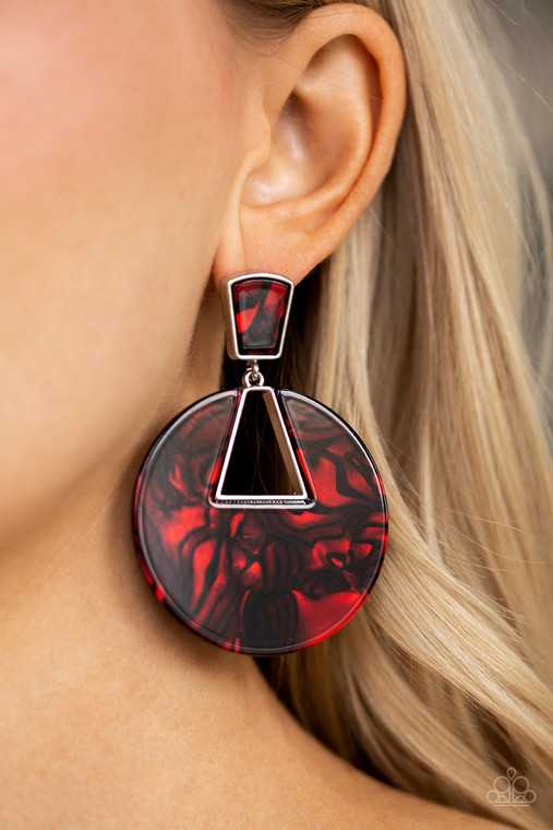 Featuring a faux marble finish, a shimmering acrylic frame swings from the bottom of a matching acrylic fitting for a refined, retro look. Earring attaches to a standard post fitting.

Featured inside The Preview at ONE Life!

Sold as one pair of post earrings.