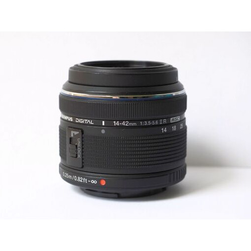 Objectif Olympus M.Zuiko Digital - Fonction Zoom - 14 mm - 42 mm - f/3.5-5.6 II R - Micro Four Thirds