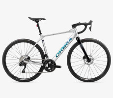 Orbea | Gain D30i | Metallic Silver (Matt) - Black (Gloss)