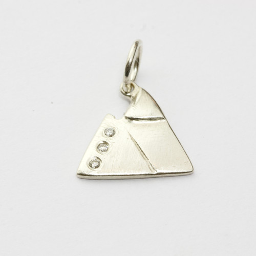 Silver Mountain 3 White Diamonds