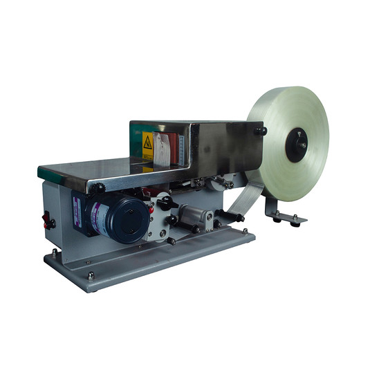 The Tach-It Model #6425 L-Clip Box Sealer