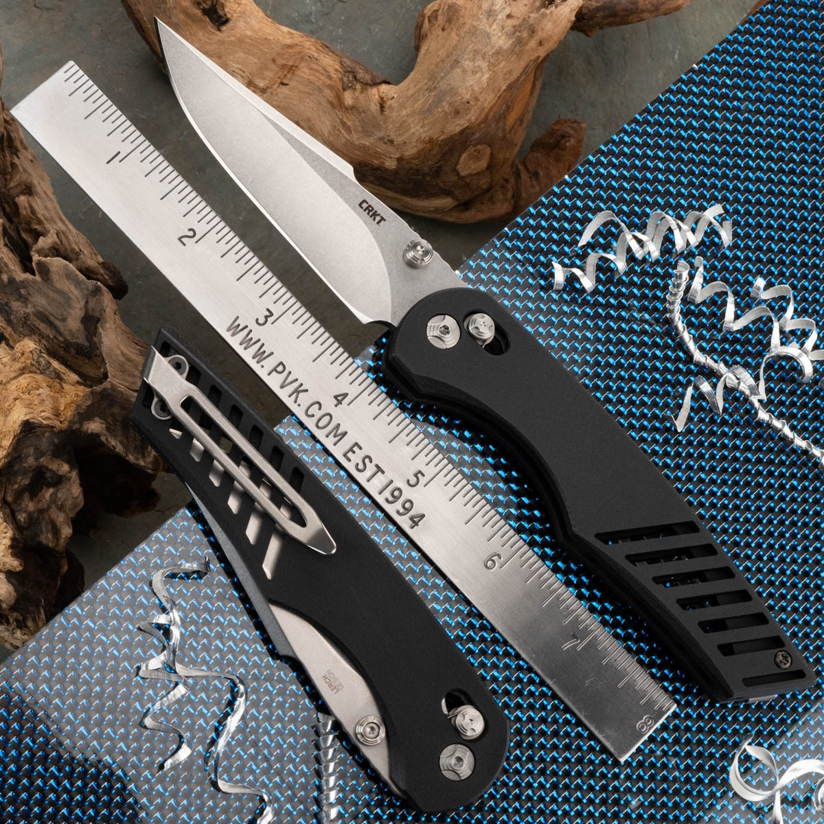 CRKT 3820 Matthew Lerch Definitive Crossbar 154CM Stonewash Drop