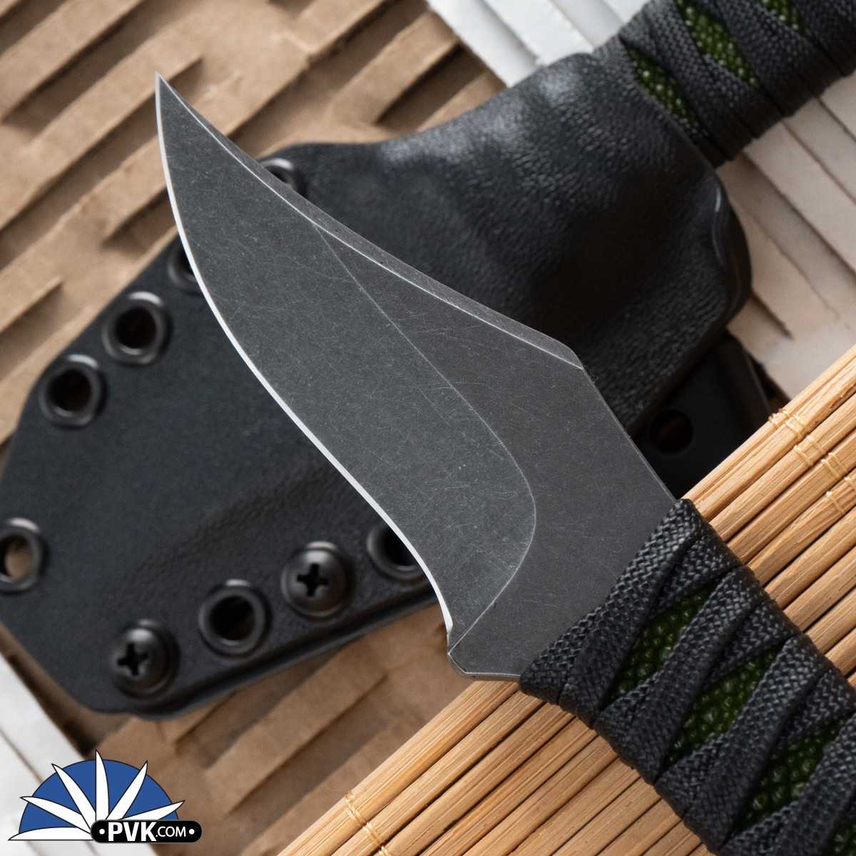 Auxiliary Manufacturing Pocket Bowie, Blackwash 3V Blade, Stingray