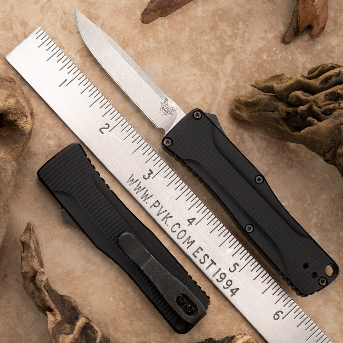 Benchmade Om 4850 D/A OTF Satin Black Aluminum - PVK