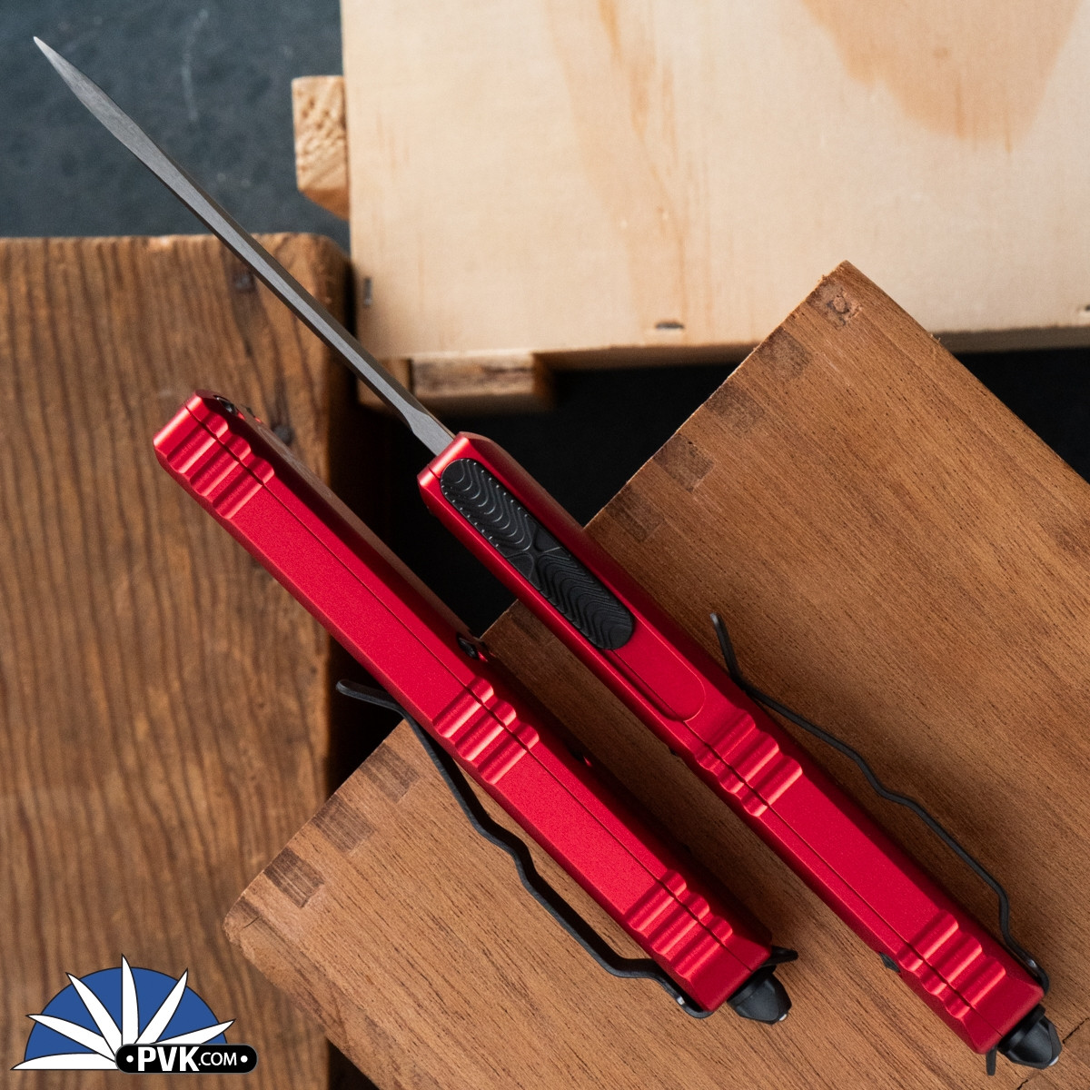 Microtech UTX-85 231-1RD Single Edge Black Blade, Red Handle - PVK