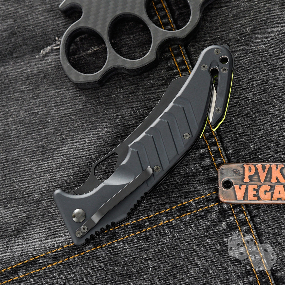 If you are looking for the best Fox Knives and accessories, shop
