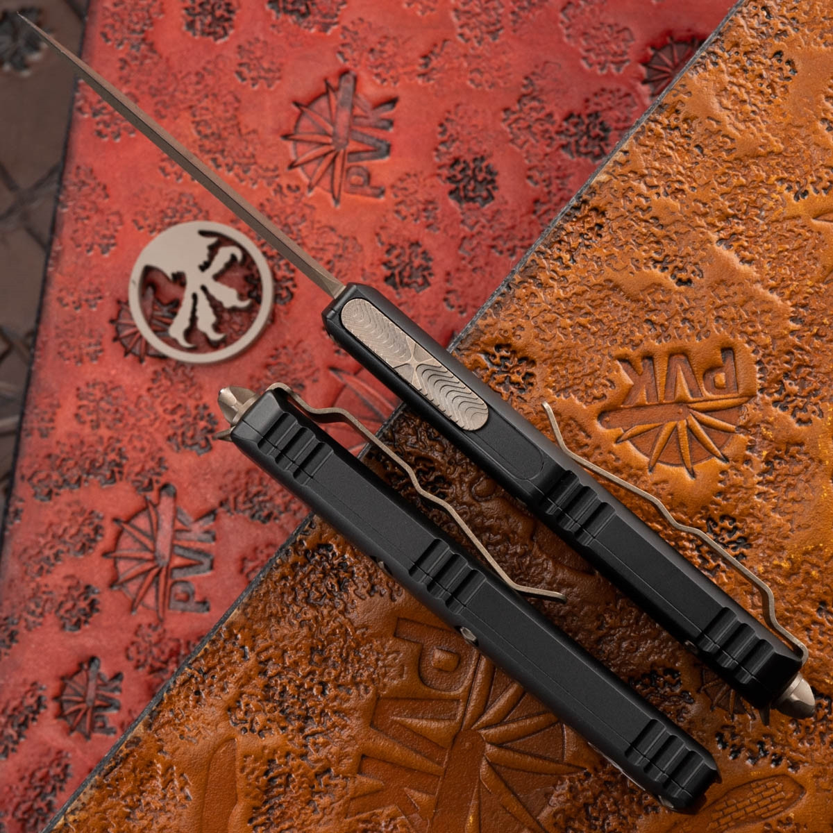 Microtech UTX-85 232-13AP Double Edge Apocalyptic Bronze Blade