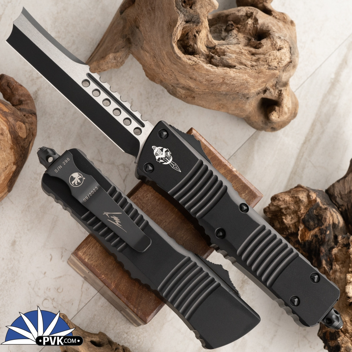 テンダーロイン Microtech Combat Troodon 219R-1TS Straight Razor Black Blade