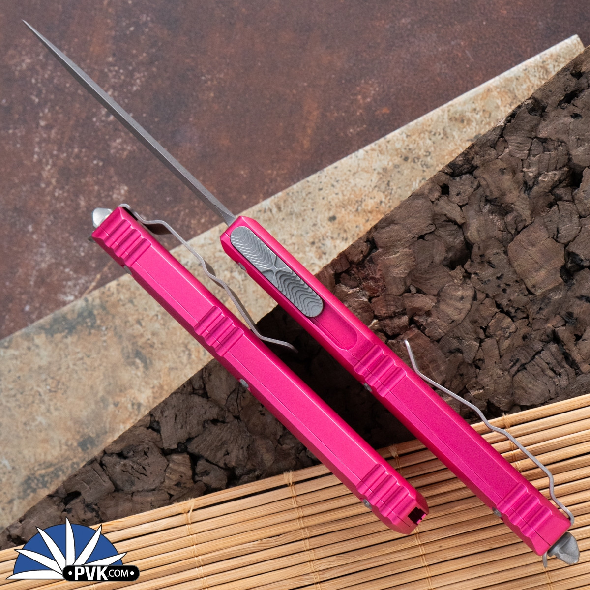 Microtech Ultratech 122-10APPK Double Edge Apocalyptic Blade, Pink
