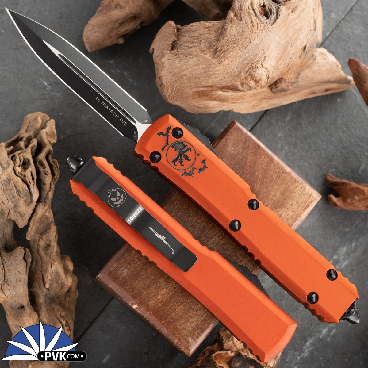 Microtech Ultratech 122-1HW Double Edge Black Blade, Halloween