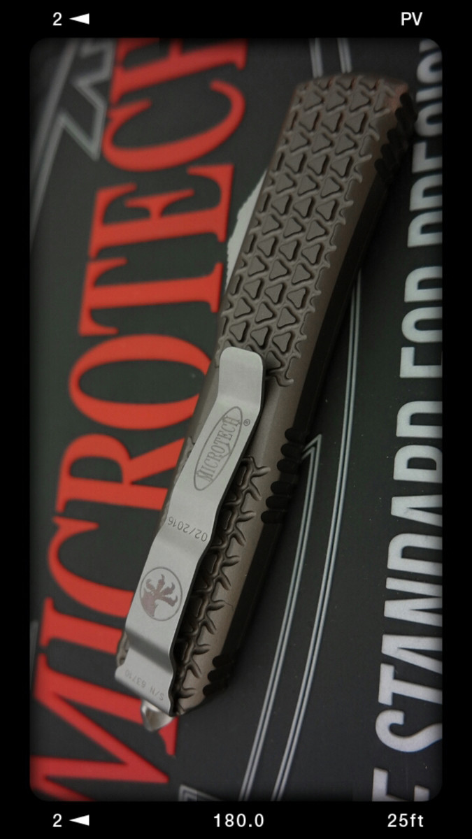 Microtech Ultratech D/A OTF Tri-Grip Satin Finish Double Edge Tan - PVK