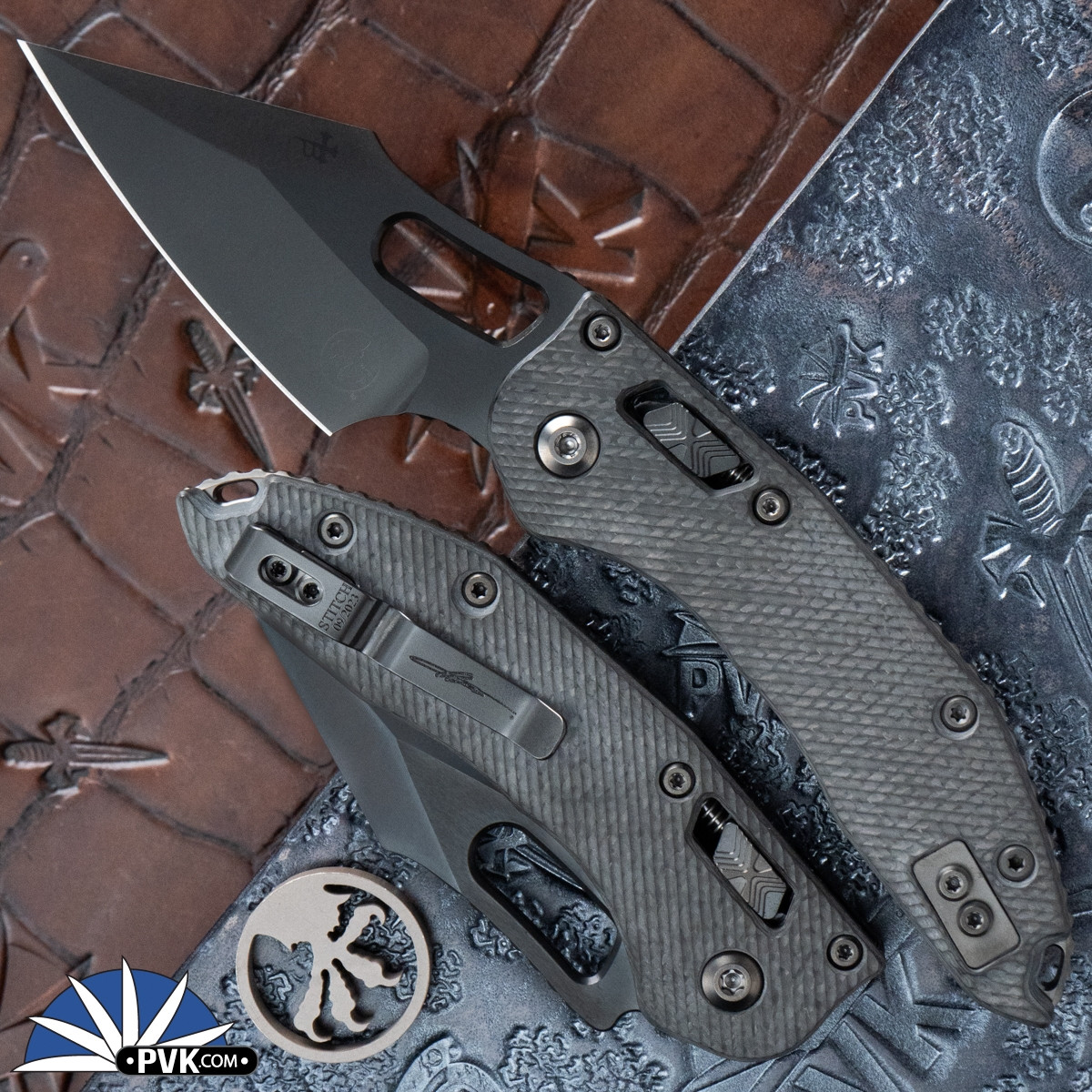 Microtech Stitch 169RL-1DLCTFLCFS Ram-Lok Carbon Fiber Fluted, DLC