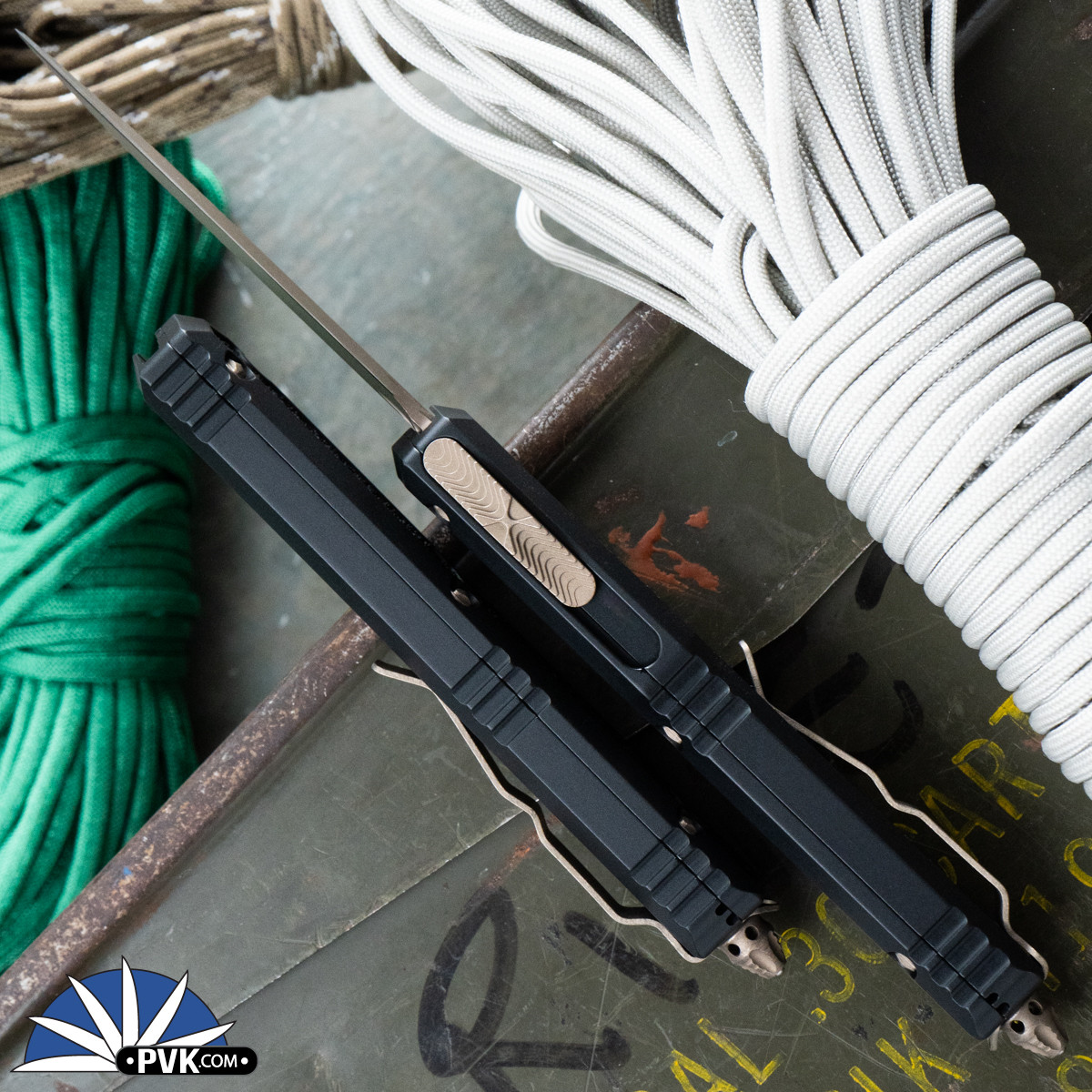 Microtech Makora 206-13APS Apocalyptic Bronze Blade, Black Handle