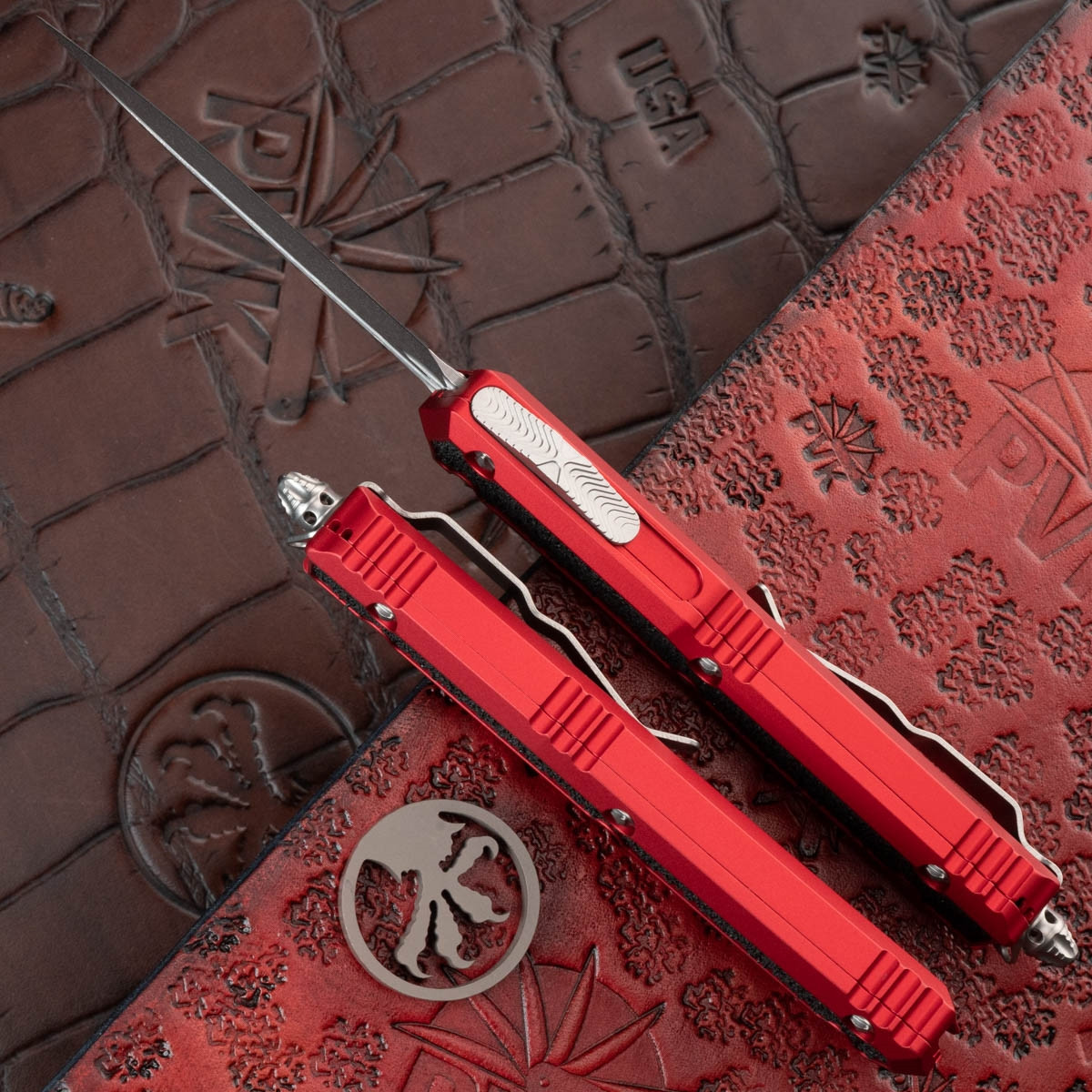 MacOra.！ Microtech Makora 206-10RDS Double Edge Stonewash Blade, Red Handle