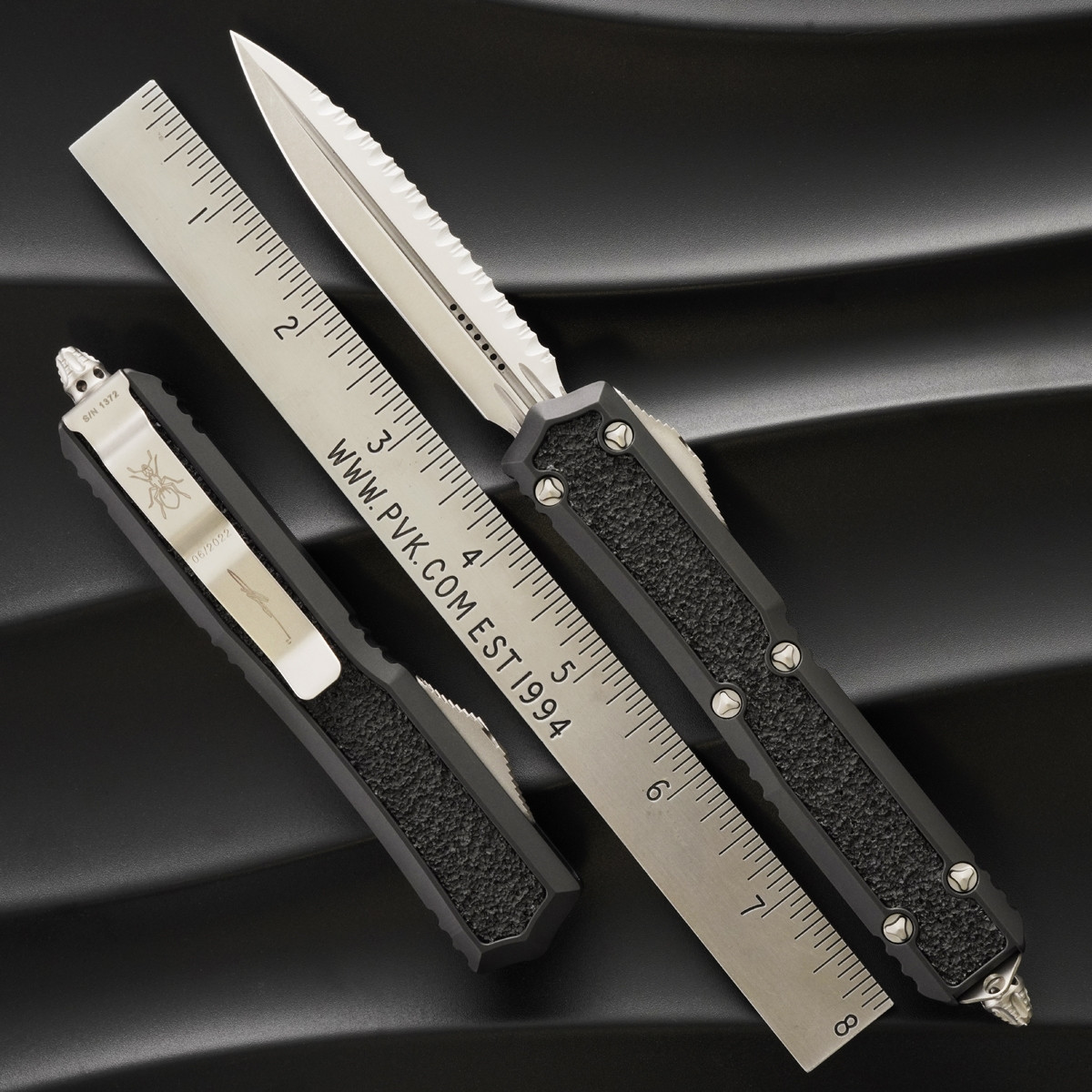 Microtech Makora 206-12S Double Edge Stonewash Full Serrated Blade
