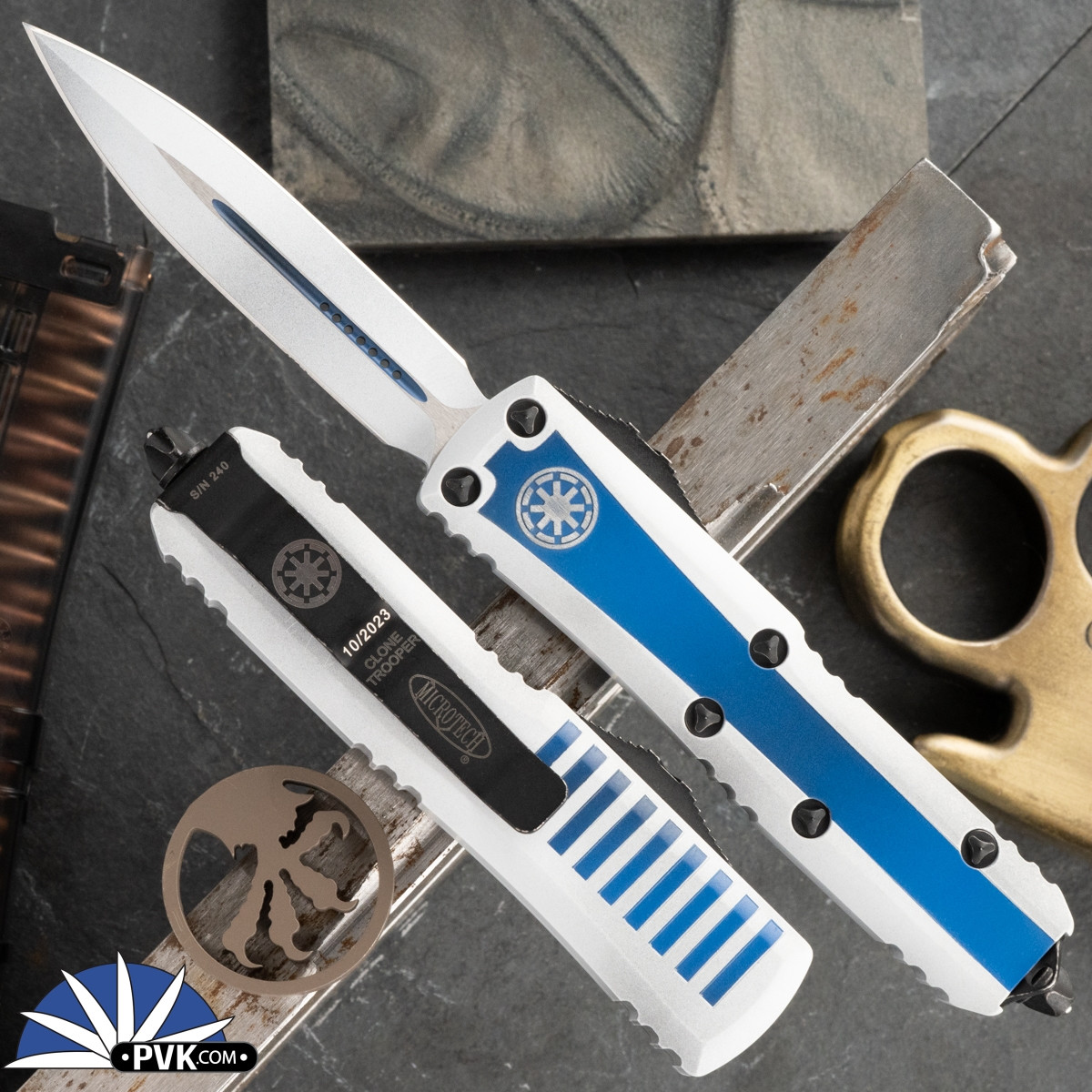 Microtech UTX-85 232-1CO Double Edge White Blade, White And Blue