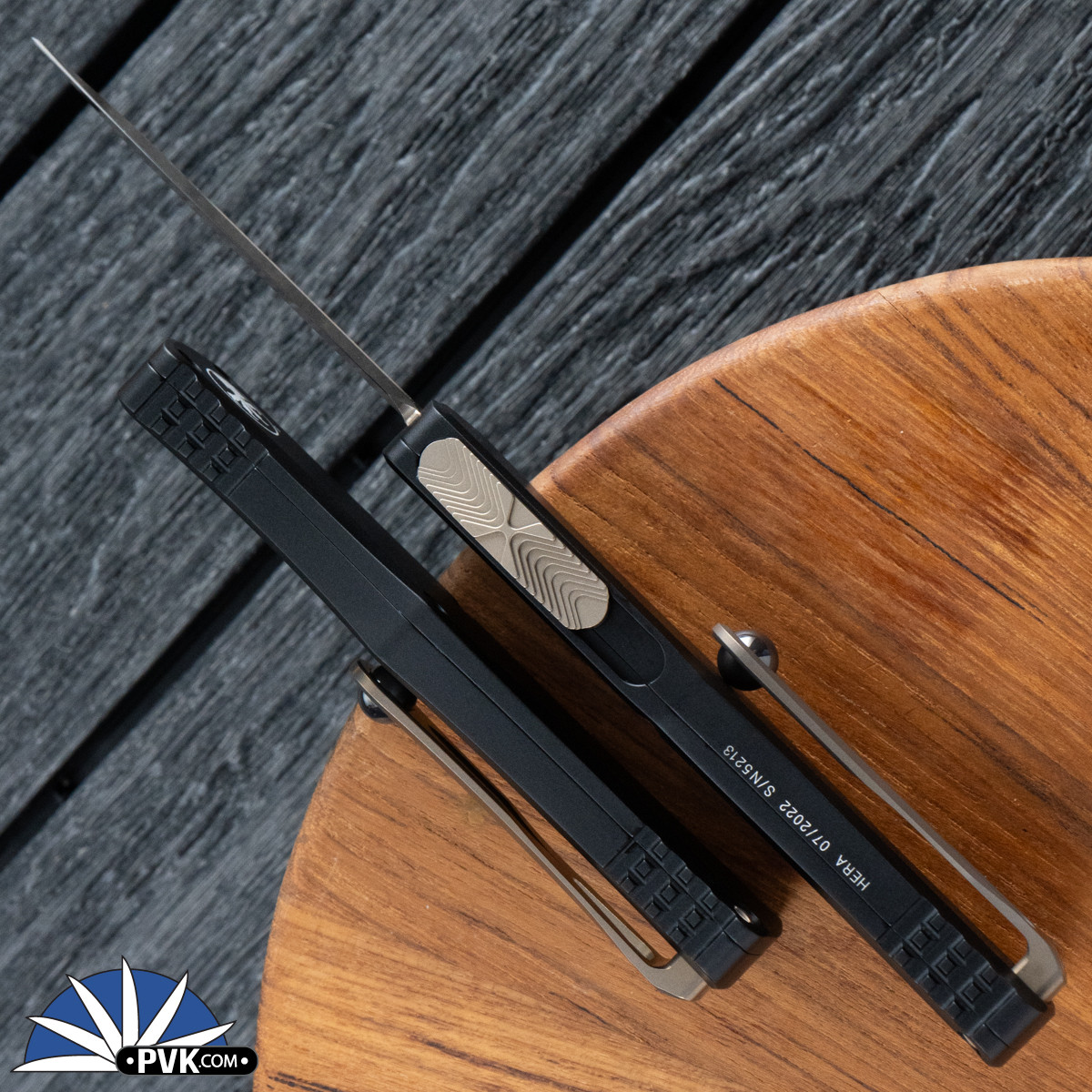Microtech Hera 702-13 Double Edge Bronze Blade, Black Handle - PVK