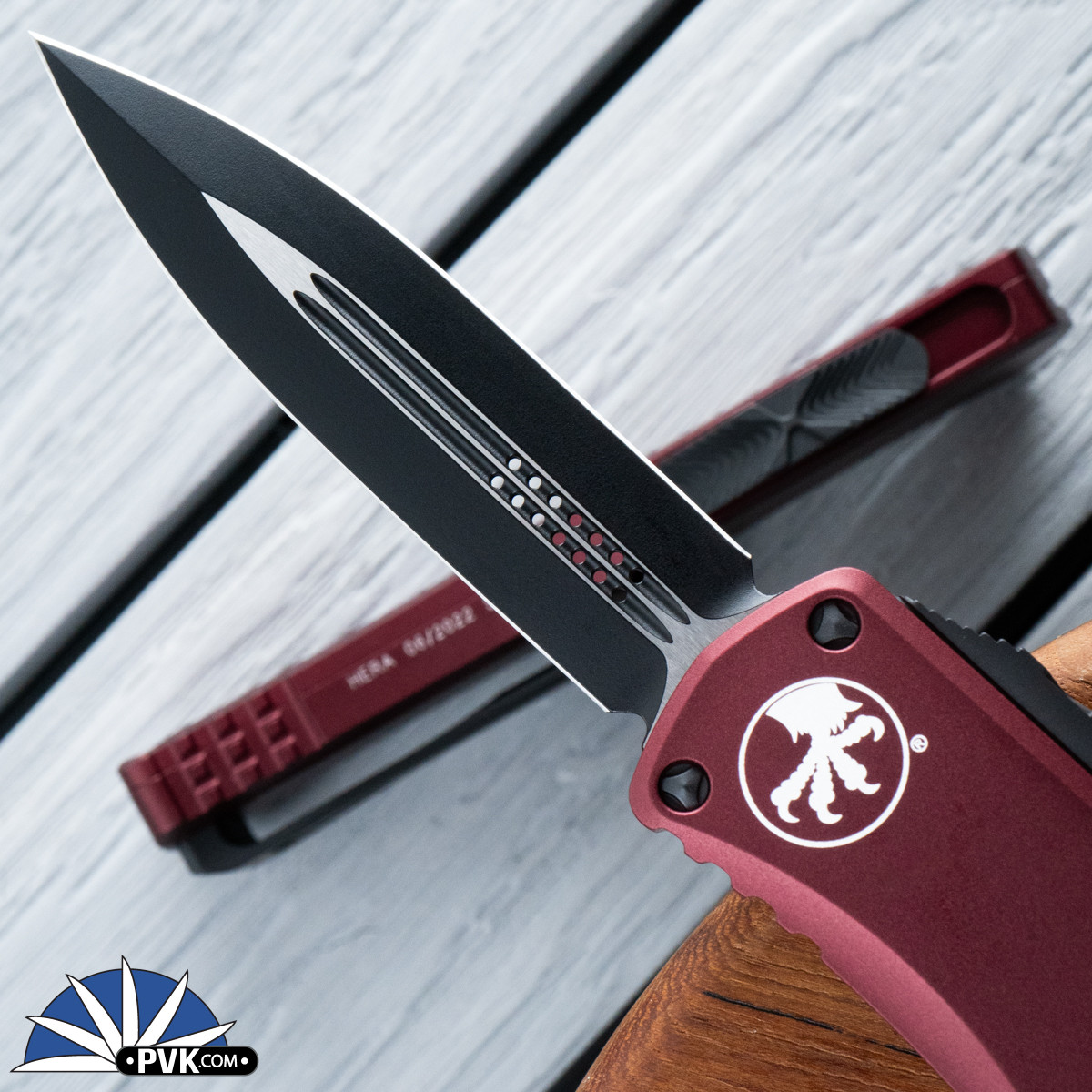 Microtech Hera 702-1MR Double Edge Black Blade, Merlot Handle - PVK