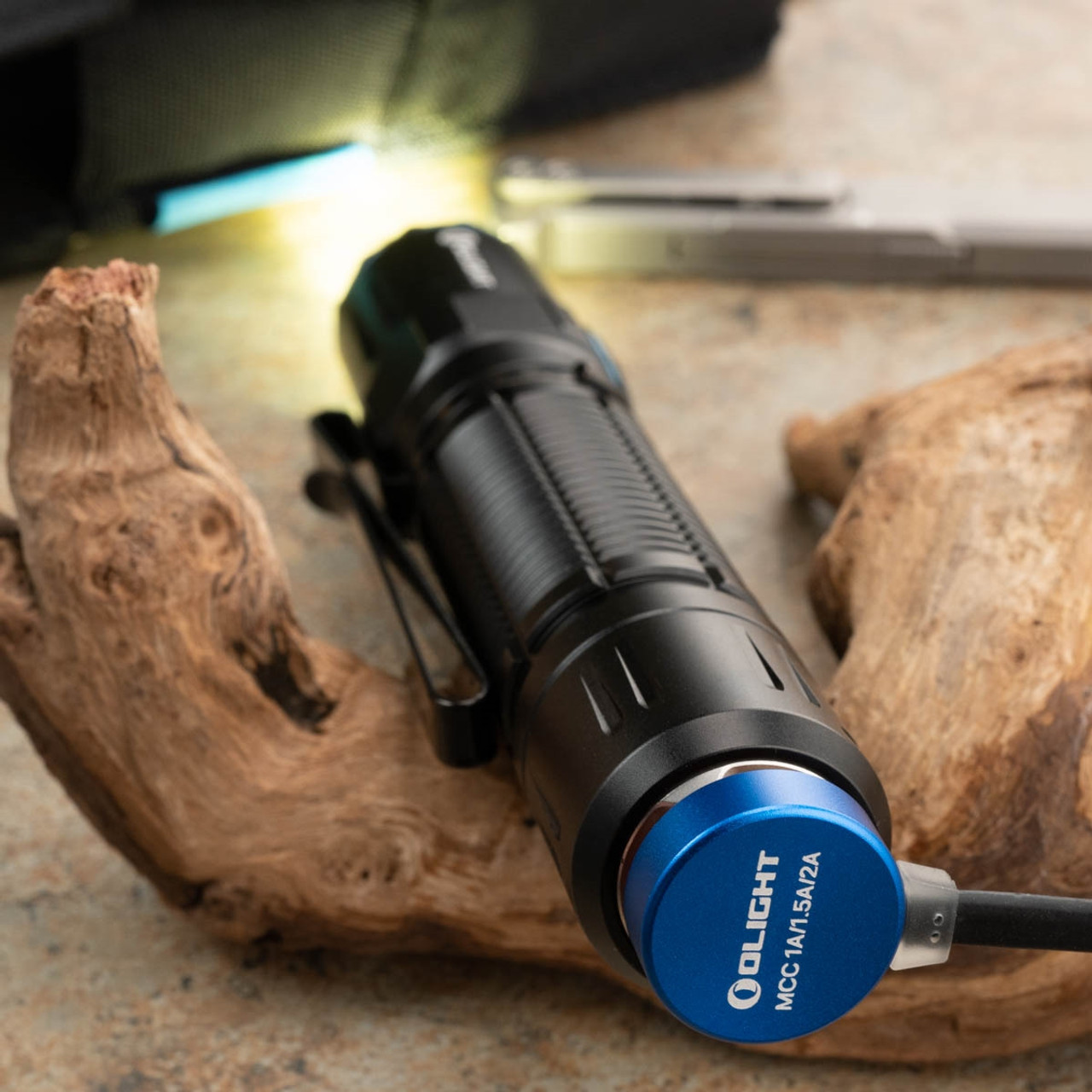 OLIGHT M2R PRO Warrior 1800 Lumens, LED Rechargeable
