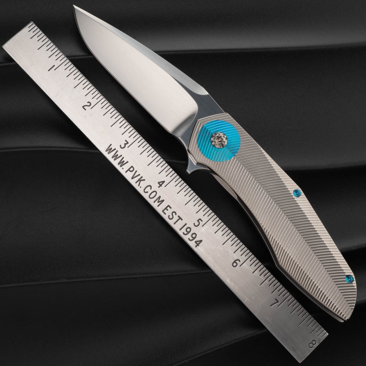 Skiff Made Blades Culprit, Satin, Milled Titanium, Seafoam Ano
