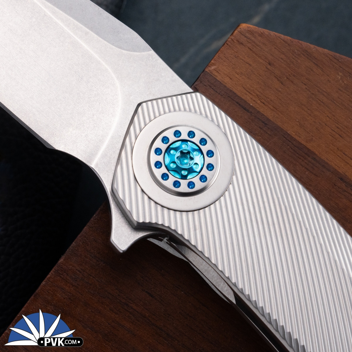Skiff Made Blades Fugitive, Stonewash Elmax Blade, Milled Titanium