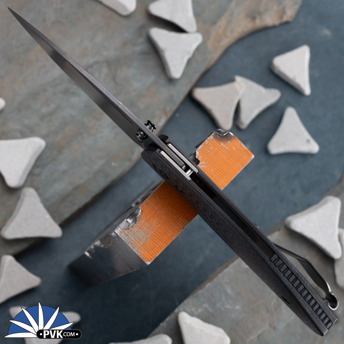 TRM Neutron 2 W/ Backstrap, DLC 20CV, Carbon Fiber 3D Scales - PVK TRM Neutron 2 W/ Backstrap, DLC 20CV, Carbon Fiber 3D Scales - PVK