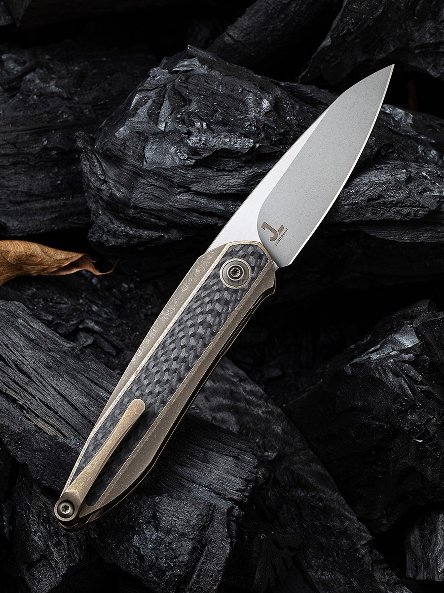 WE Knife Co. Black Void Opus Stonewash Finish CPM20CV CF Inlay