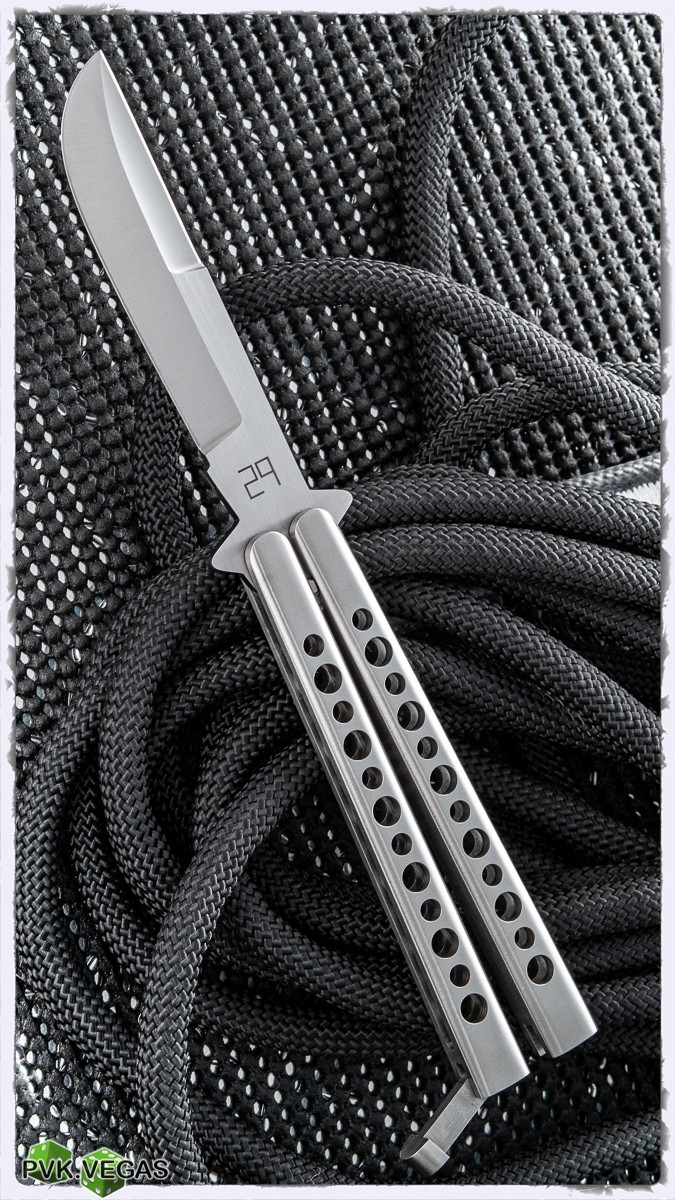 29 Knives Custom 4