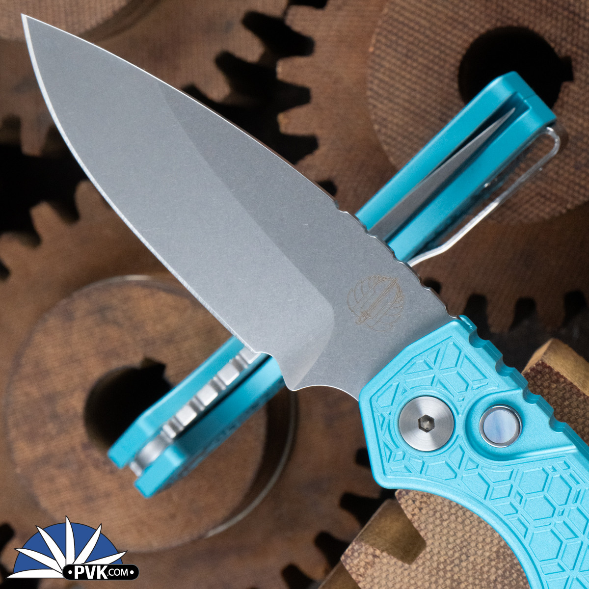 Protech Strider PT+ Stonewash Magnacut Blade, Tiffany Blue