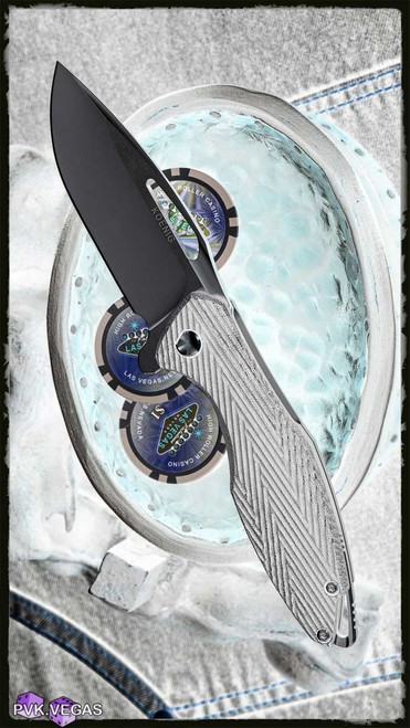 Koenig Knives Arius, Two-Tone M390 Steel Blade, Patterned Micarta/Patterned Titanium Scales