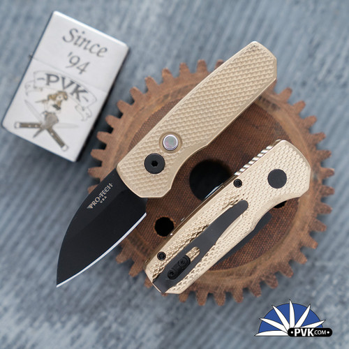 Protech Runt 5 Stonewashed Black DLC Magnacut Wharncliffe, AlBronze Textured Handle, Black Lip Button