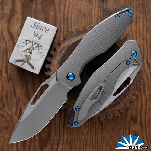Koenig Knives Mini Arius Non-Flipper, Burnished W/PF Blade, Plexa Pattern Titanium Handles W/Blue HW & Blasted Clip