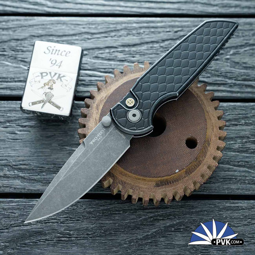 Protech TR-3 Integrity Double Thumbstud Manual BSA26.INT.1, Acid Wash Magnacut Blade, Battleworn Reptile Handle, Mosaic Pin Button