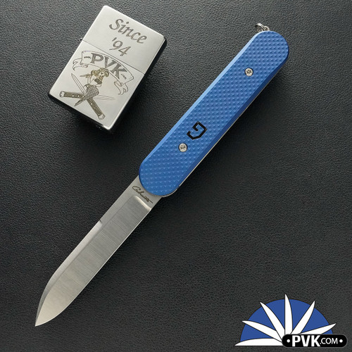 Chuck Gedraitis Scale Release Auto, Traditional Blade, Blue Diamond Pattern Aluminum Scales
