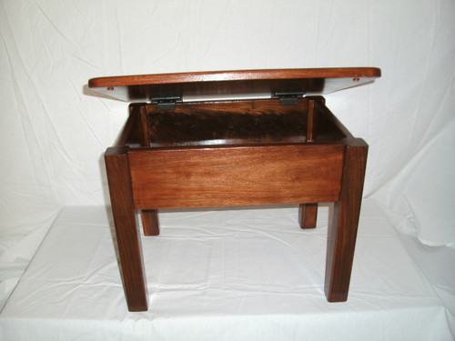 Small Bench with Lid