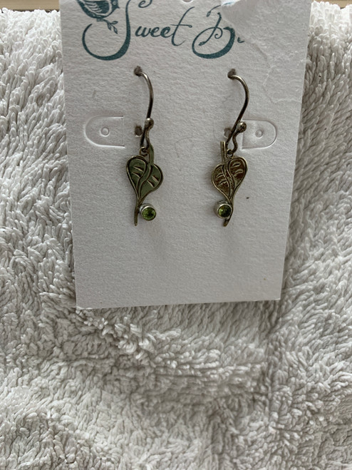 EARRINGS, LEAF W/GREEN STONE, Sweet Bird