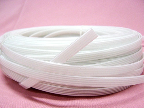 Flexicurve Poly Boning (Rigilene) - Black or White