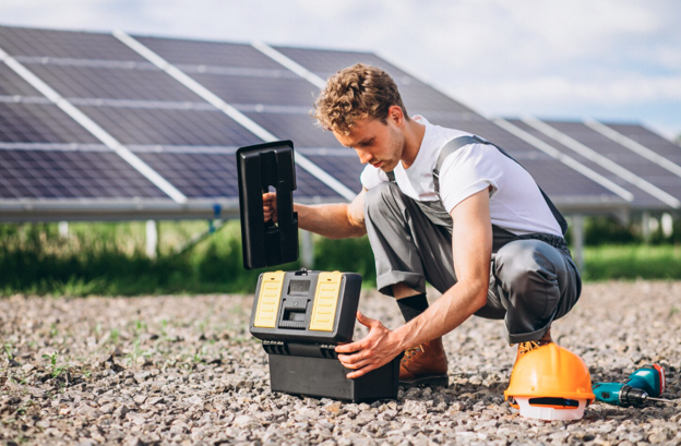 What Size Solar Battery Charger Kit Do You Need?