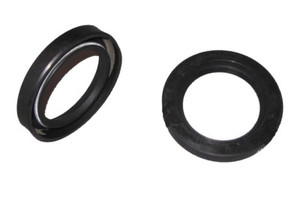 Seal Trans Rear TR3-TR6, MGB 68-80,CNA294