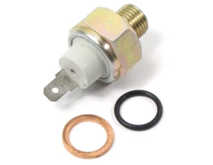 Oil Pressure Switch STC4104 For Land Rover Discovery I, Discovery Series II, Defender 90 And 110, Range Rover P38, And Range Rover Classic (See Fitment Notes)