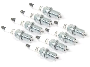 Double Platinum Spark Plugs NLP100320, Set Of 8, Original Equipment By Champion RC11PYP, For Land Rover Discovery Series II And Range Rover P38 With BOSCH Engines (See Fitment Years)