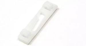 Upper Windshield Finisher Retainer DCE10038L For Range Rover P38