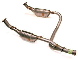Catalytic Converter ESR4095 Or WCD000860, Split Y-Pipe For Range Rover P38, 1995 - 1999