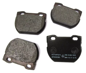 Rear Brake Pads SFP000250 By Eurospare For Land Rover Defender 110, Rest-Of-World Models, 2002 - 2016 (See Fitment Notes)